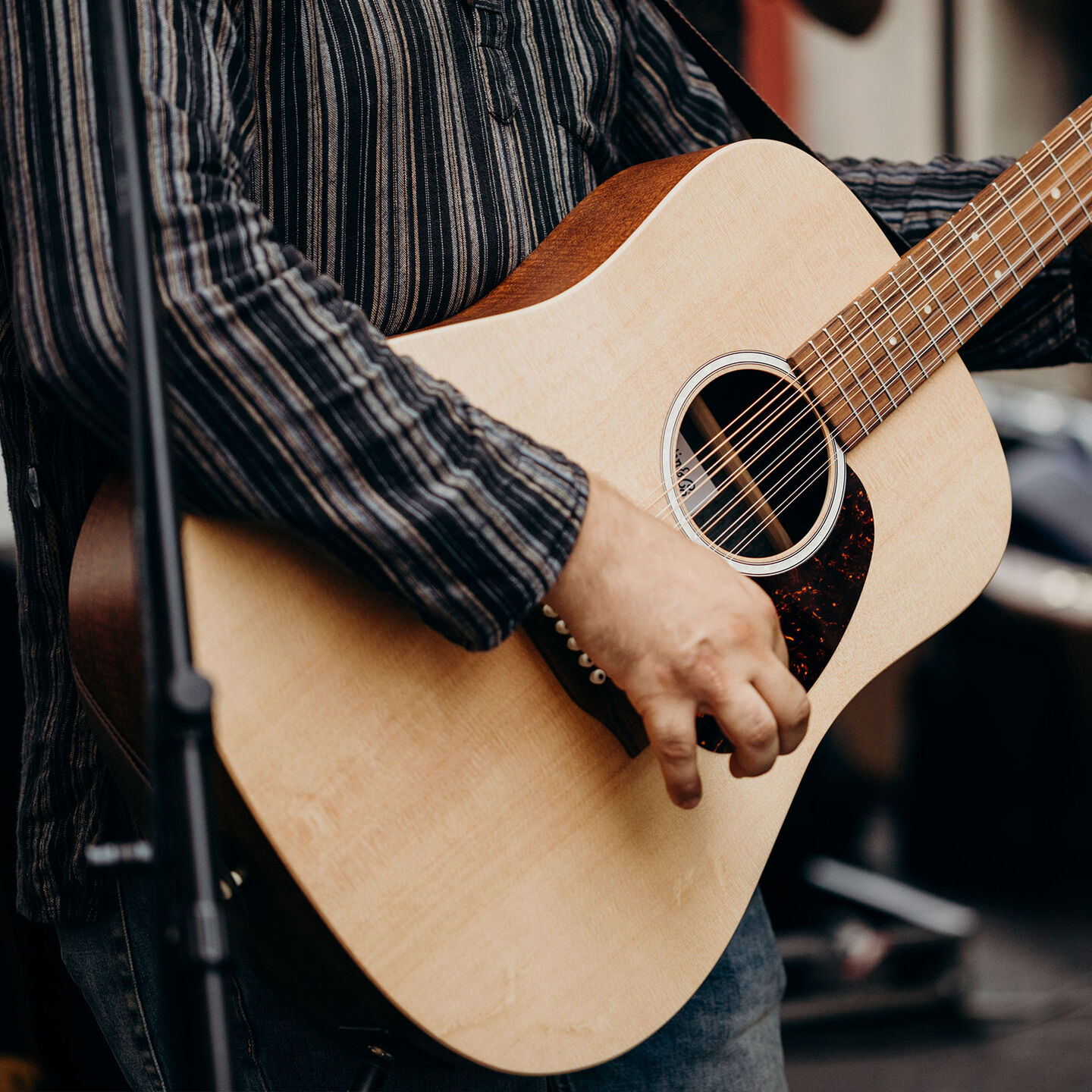 Acoustic Guitar Playing Guide