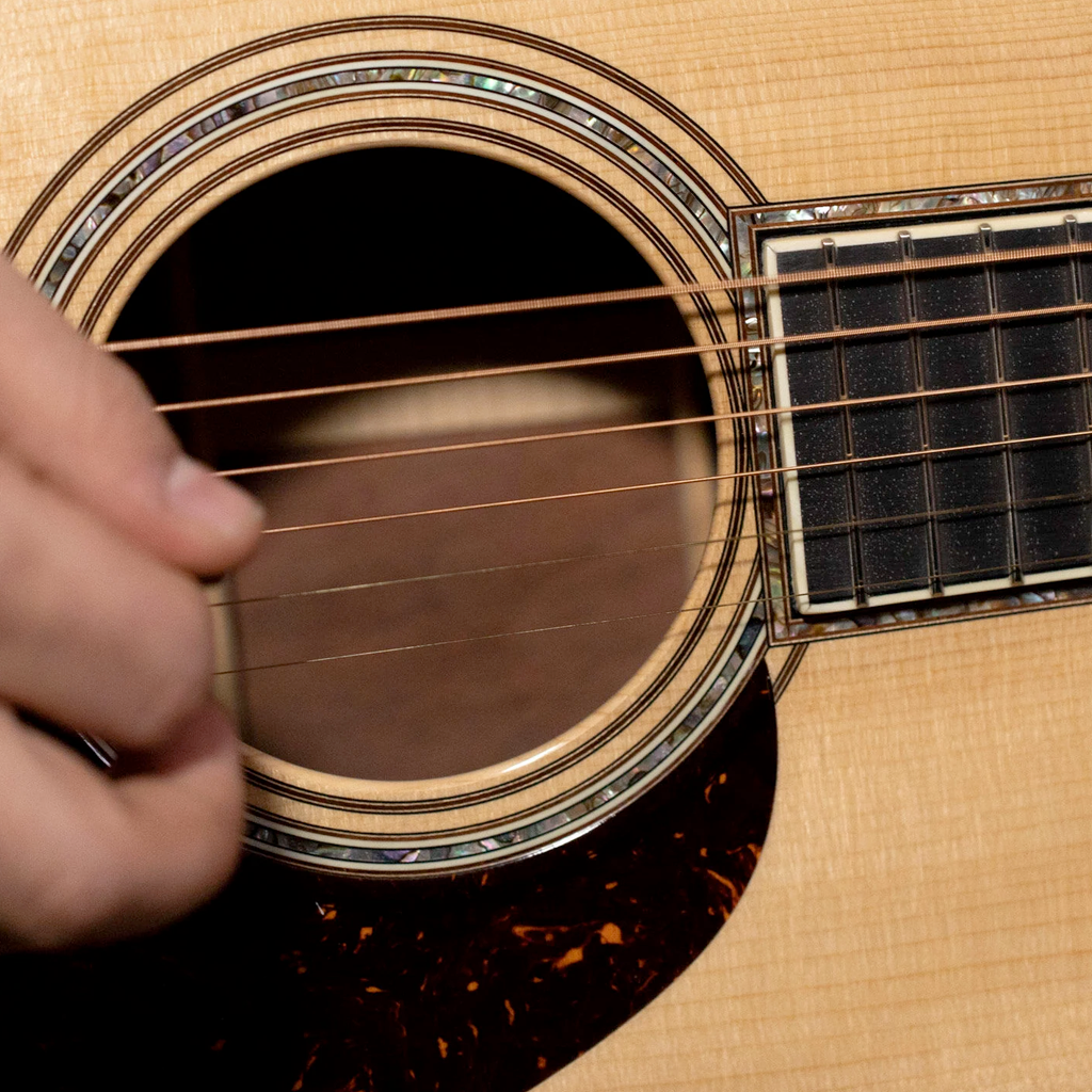 How Guitar Strings Age—and How to Know When to Change Them